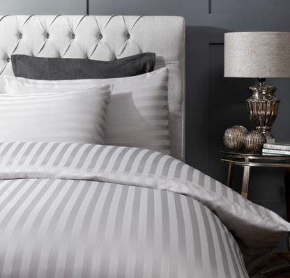 OPUS1 300 THREAD COUNT DUVET COVER - KING